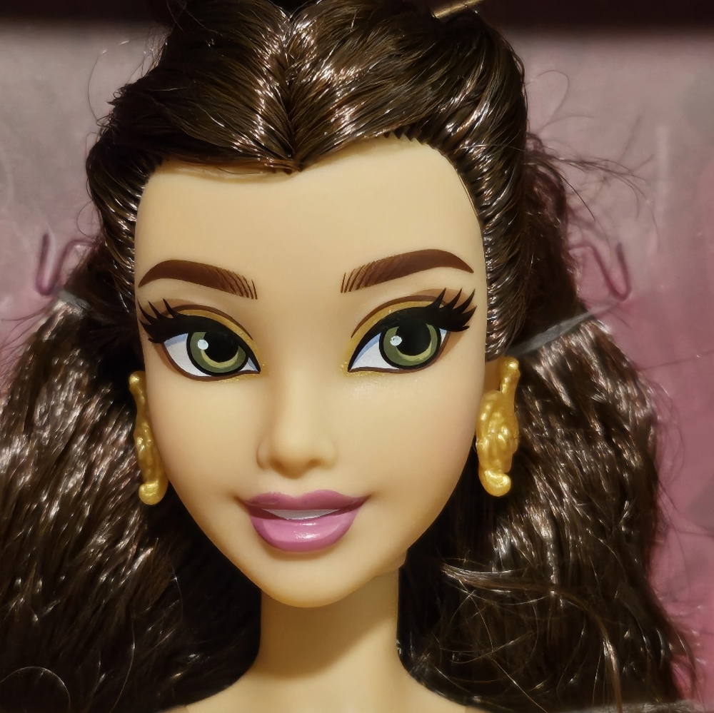 Disney Belle Doll in Yellow Rose Dress - Picture 5 of 10